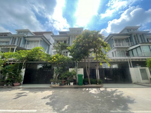 វីឡាភ្លោះ លក់តម្លៃក្រោមទីផ្សារ ប៉េងហួត ដឹស្តា ព្រីមៀរ៍ 598