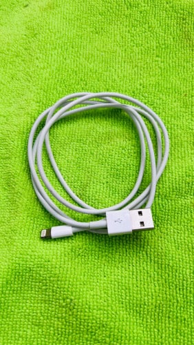 ឌុយសាក​ Lightning iPhone Original មួយទឹកជប៉ុន
