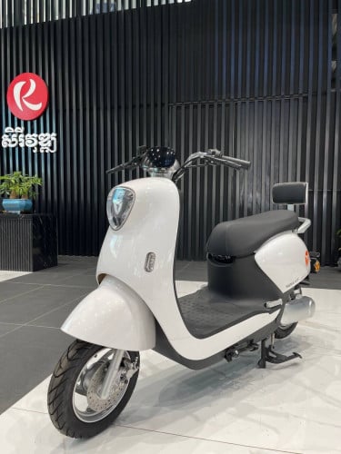 ម៉ូតូអគ្គិសនី Model:M6