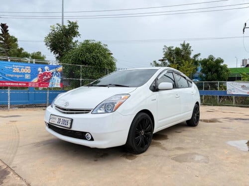 #ឡានលក់​ Prius 07ពាក់កណ្តាលហ្វូល 11800$ចរចារ​