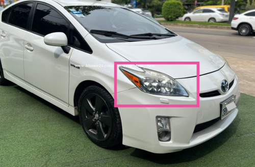 ចង្កៀងមុខ ខាងស្តាំ prius 2010 option 5 គុជ3