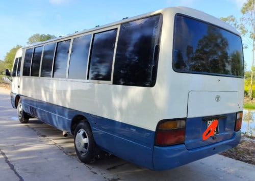 លក់ toyota coaster