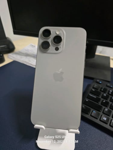 លក់ ឬ វ៉ៃដូរជាមួយ Laptop