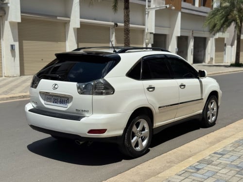 2004 Half Full ប៉ុង១ ក្នុងលឿង