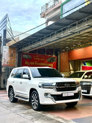 2012 ឡើង​2021 grand touring