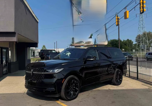2025 Lincoln Navigator L Reserve