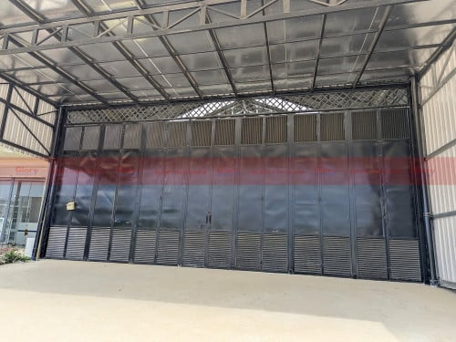220 Sqm Warehouse For Lease Along A Major Road In Sen Sok Area