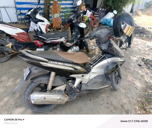 AIR BLAD ជិះរាល់ថ្ងៃ 380$