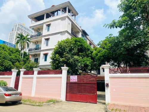 Boutique for rent at Toul Kork