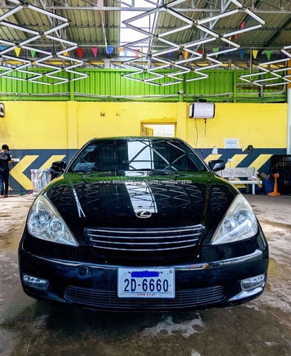 Es 02 ឡានស្អាត អត់បុក អត់ប៉ៈ