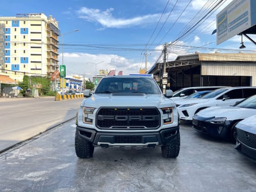 Ford F-150 Raptor 2017 full options រៀបចំហើយក្ដៅៗ