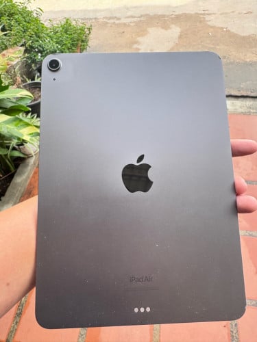iPad Air 5 m1 64Gb WiFi for sale