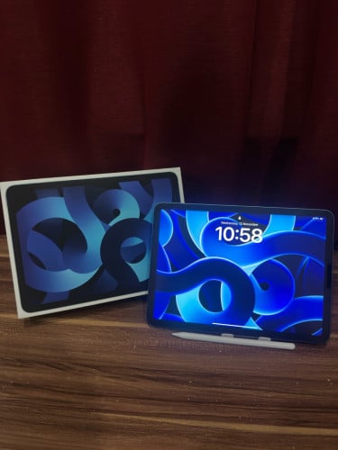 iPad Air 5th gen (64 GB, M1 chip)