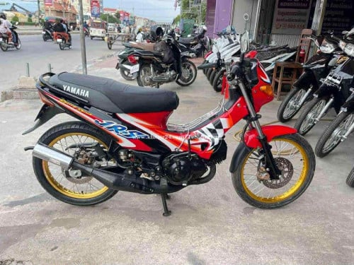 JRS ឆ្នាំ​ 1985 ម៉ូតូថែ​ អត់ពន្ធ៏​  នៅស្រិនទាំងអស​