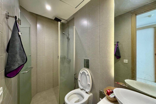 Modern 2 Bedrooms Condo for RENT at The Penthouse Residence in front of AEON Mall 1