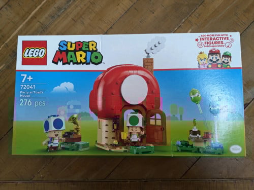 Original Mario lego