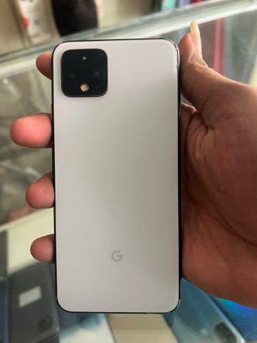 Pixel4 Ram 6 Rom 64G អត់ដេីរ​ថាច់មួយឆ្នូតដាច់ខ្សែរFlash​ក្រោយ