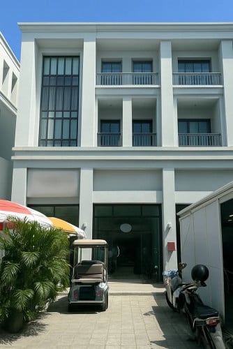 Shophouse for Rent at PH 271 || $1,600 💰