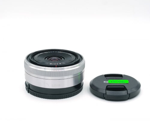 SONY E 16mm F/2.8