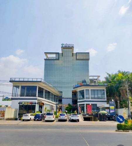 Spring Plaza Office Space For Rent in Sensok Area