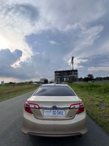 TOYOTA CAMRY XLE ( Full option) 2012 🚗