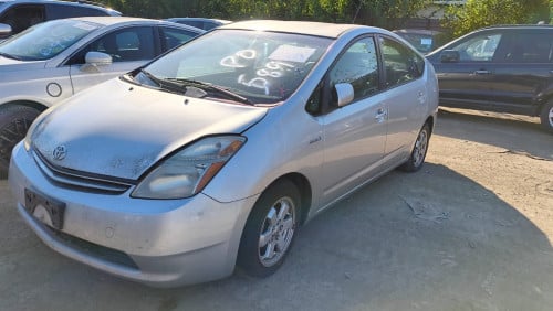 Toyota Prius 08 Full Option No Map ឡានសាង(តម្លៃចរចារ)