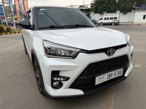 TOYOTA RAIZE 2022 FULL OPTION