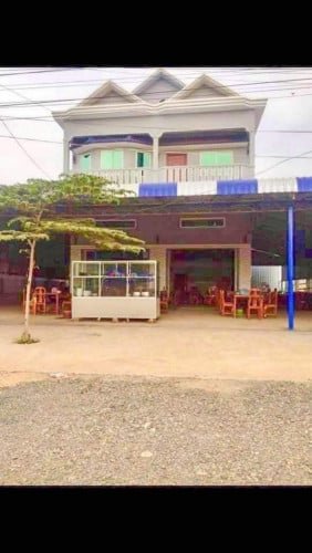 ផ្ទះ​លក់តម្លៃពិសេសក្រោមទីផ្សារ