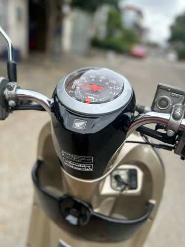 លក់ម៉ូតូមួយទឹក