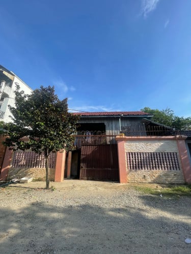 លក់ផ្ទះបន្ទាន់ក្រោយសាលាភូមិនកសិកម្ម តម្លៃ: 150,000$ ចចារ, ប្លង់រឹង