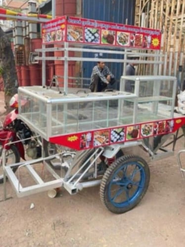 រម៉កកង់បី នៅថ្មីស្អាត ទើបធ្វើរួចបាន2ខែ ម្ចាស់រម៉ក លក់បន្ទាន់ បានទាំងម៉ូតូ នឹងទូរម៉ក