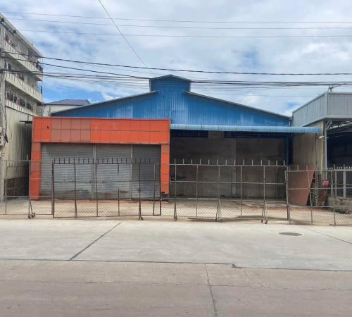 ឃ្លាំងអាជីវកម្ម លូ5