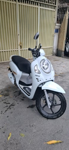 ម៉ូតូសានុំ95%តម្លៃ2250$ចរចា✉️