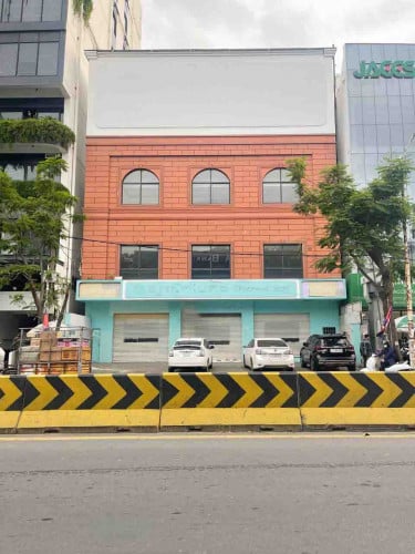 អគារ&ឃ្លាំង សម្រាប់ជួល នៅលើផ្លូវម៉ៅសេទុង