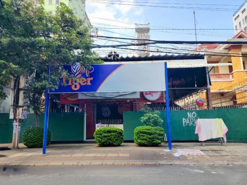 ដីអាជីវកម្មសំរាប់ជួលអូឡាំពិក  / Business Land for rent Olympic