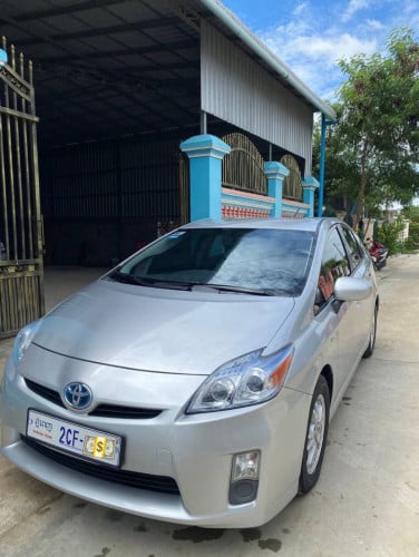ឡានសម្រាប់ជួល Car For Rent