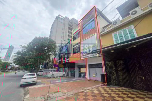 ផ្ទះសម្រាប់លក់ | House for sale on Mao Tse Toung Blvd (245)