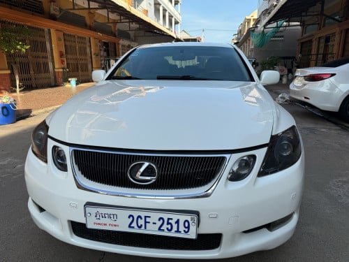 ត្រូវការលក់Lexus Gs300 06 ប៉ុង១ hfull នៅថ្មីណាស់ ឯកសារម្ចាស់ដើម
