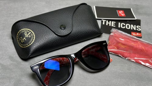 ចង់លក់Rayban Wayfarer original កញ្ចក់ប្រែពណ៍ ការពារពន្លឺUV នៅស្អាត