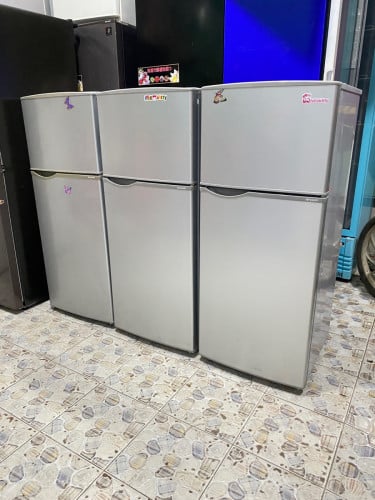 ទូទឹកកកជជុះស្អាតsharp 1m20