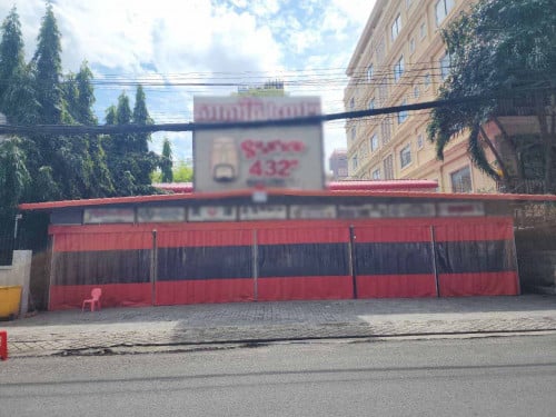 ហាងសំរាប់ជួលបឹងកេងកង១  /  Shop for rent​ Boeng Kengkang I