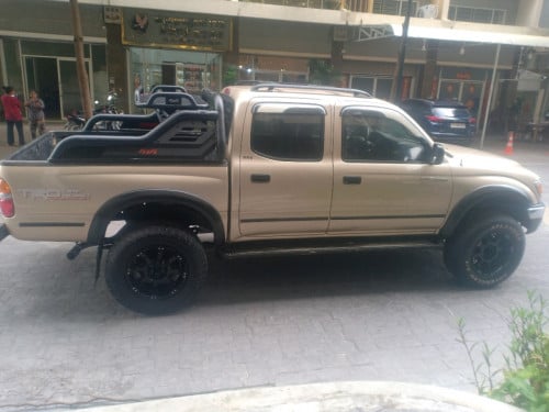 លក់ឡាន  Tacoma  02  ប៉ុងភ្លើង
