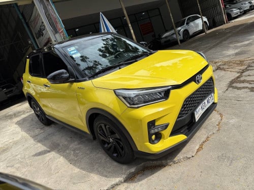 ទើបមកដល់ថ្មីToyota Riazeឆ្នាំ023ដំបូលខ្មៅប្រើបាន2មុឺនគីឡូតិច