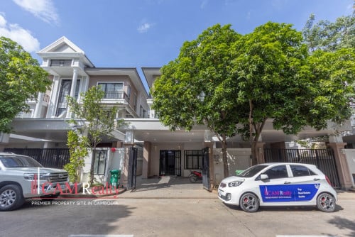 4 Bedrooms Twin B Villa For Rent In Peng Huoth 60M