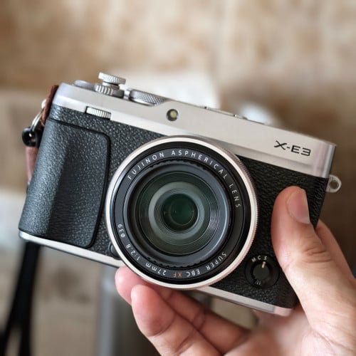 Fujifilm X-E3 Silver Body Only 99% ( ខូច EVF )