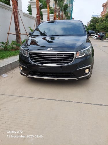 Kia Carnival 016