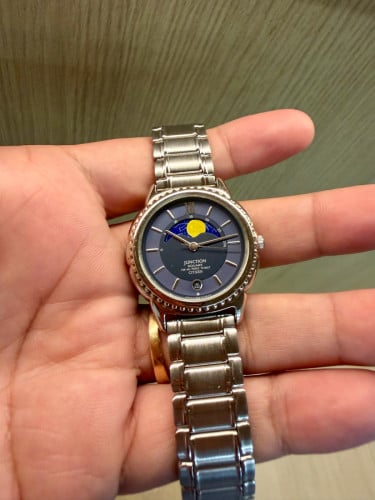 Original Super Rare Vintage Citizen Vega Junction Moon Phase 6185 Blue Dial Date 1988- (Con - 90%)