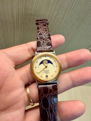 Original Super Rare Vintage Citizen Vega Junction Moon Phase 6B85 Date 1989- (Condition 90%)