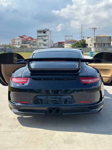 PORSCHE 911 Year 2013 upgrade gt3 and exhaust