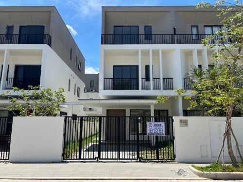 Villa for RENT! • Location: Borey Chankiri Along Nationals road2.